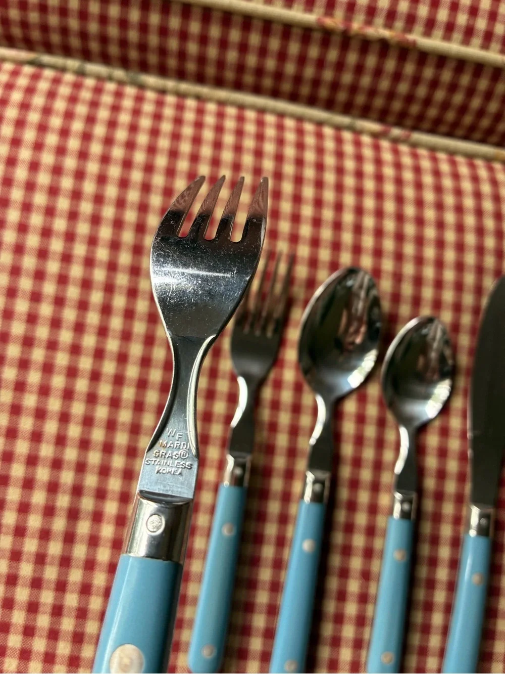 Washington Forge Mardi Gra Blue Handle Stainless Steel Flatware Set - 5 Piece